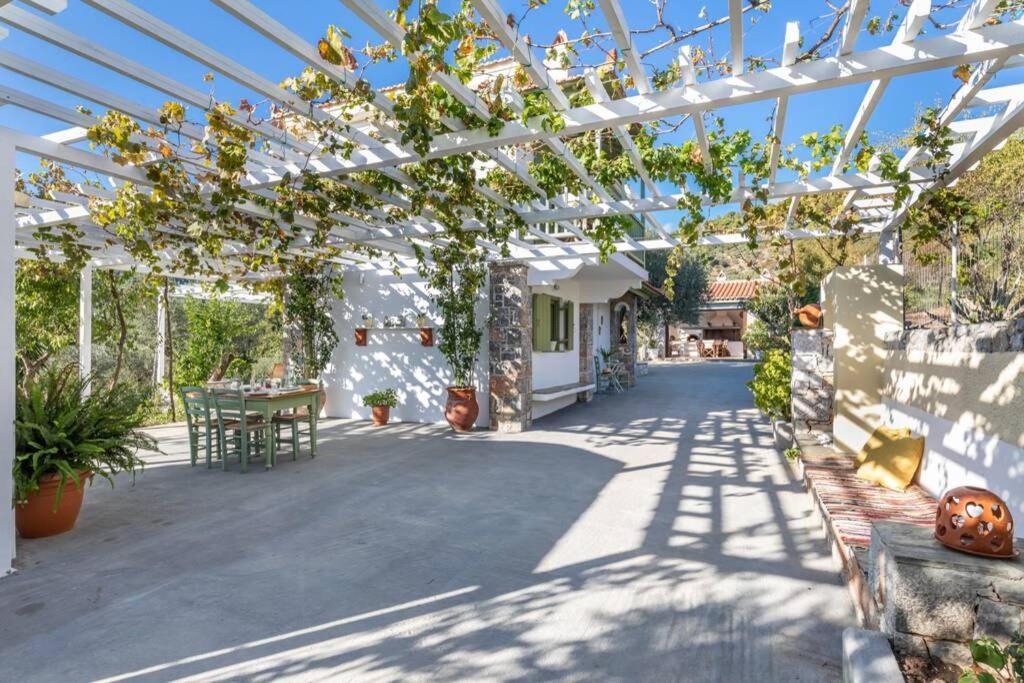 Nina-Myrtia Countryside House Skopelos Ditropo Экстерьер фото